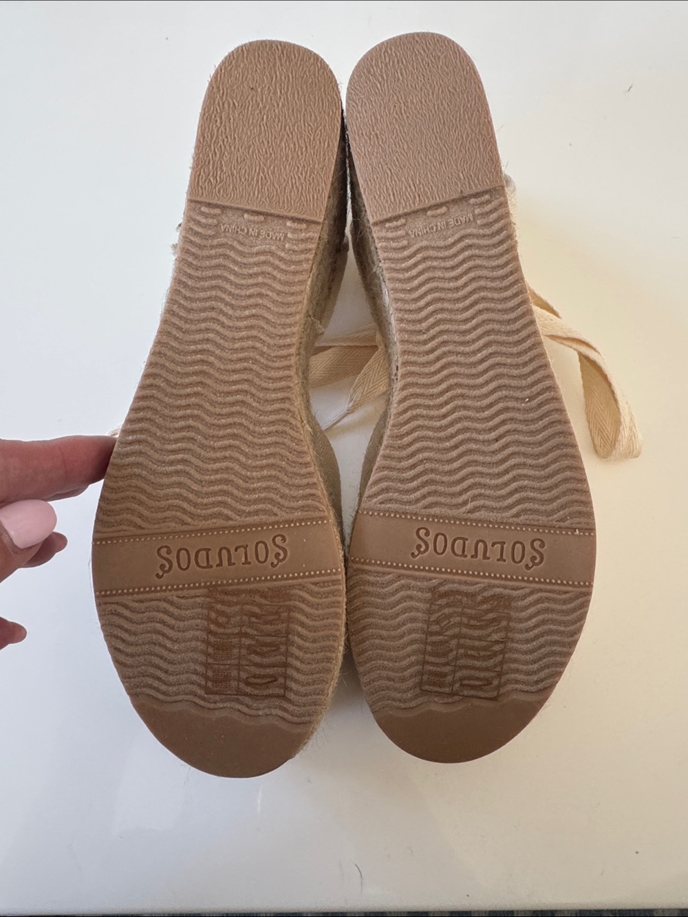 SOLUDOS wedge sandal (approx 2.5” wedge size 7 - Picture 4 of 9